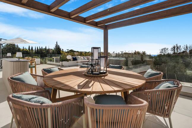 Współczesna willa w Villas del Marqués na Złotej Mili