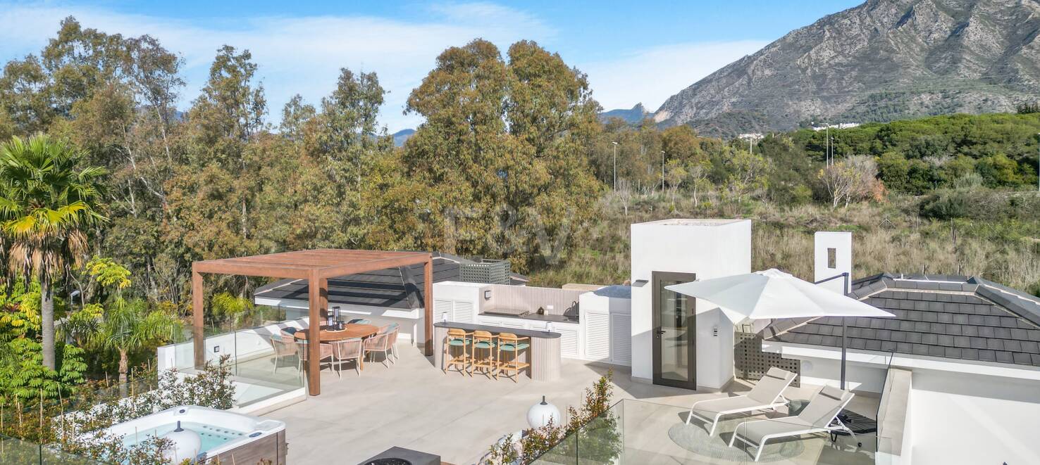 Moderne Villa in Villas del Marqués auf der Goldenen Meile