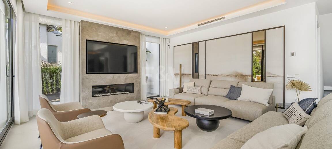 Moderne Villa in Villas del Marqués auf der Goldenen Meile