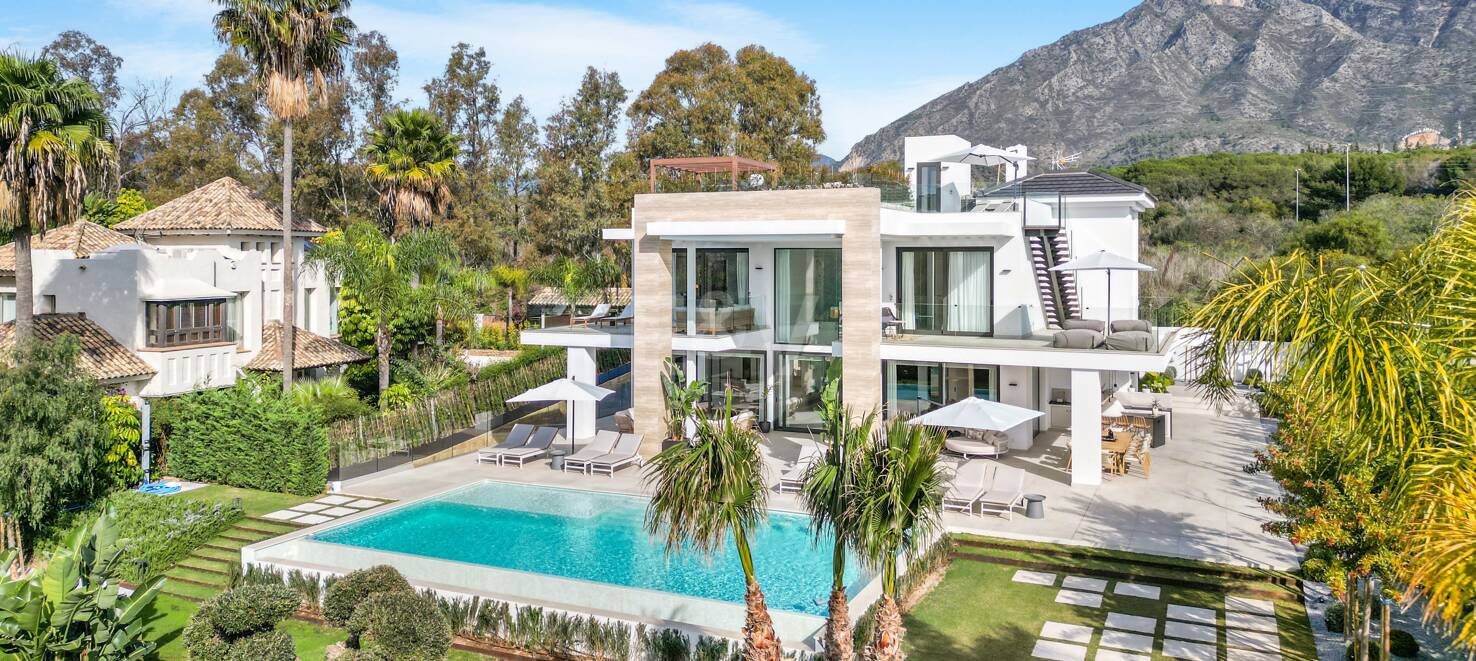 Moderne Villa in Villas del Marqués auf der Goldenen Meile