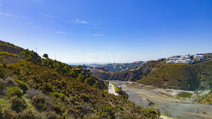 Prime West-Facing Plot dans Real de La Quinta. Luxury Villa Potentiel dans un Resort prestigieux
