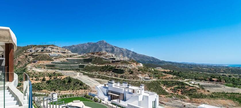 Prime West-Facing Plot in Real de La Quinta. Luxury Villa Potential in a Prestigious Resort
