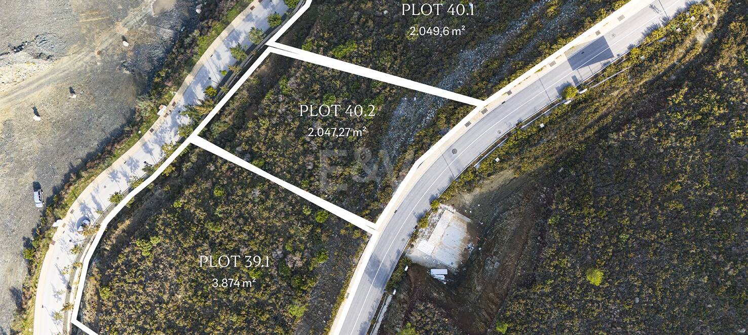 Prime West-Facing Plot in Real de La Quinta. Luxury Villa Potential in a Prestigious Resort