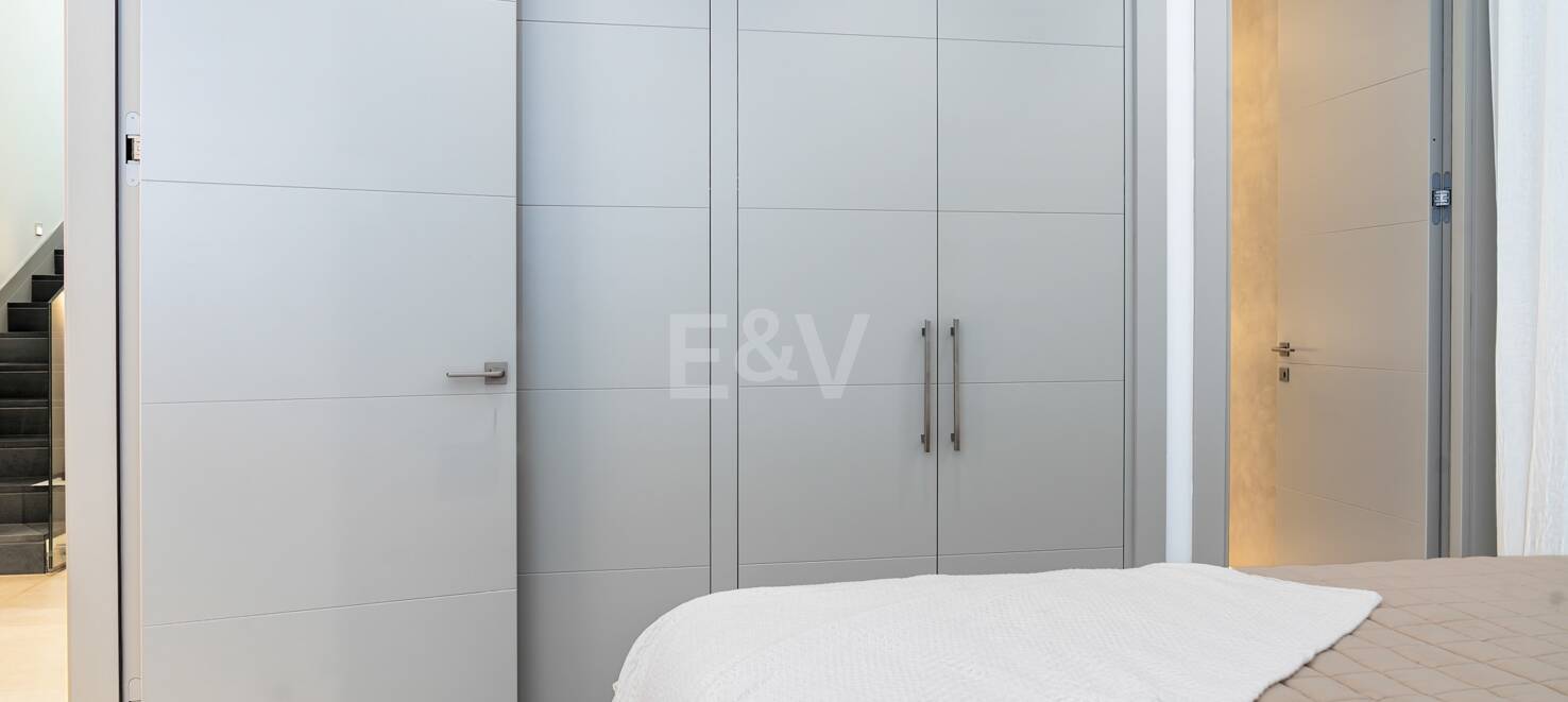 Modern luxury villa in Nueva Andalucia walking distance to Puerto Banus