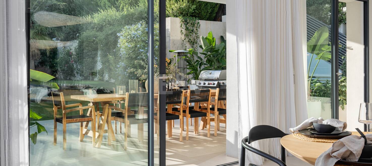 Modern luxury villa in Nueva Andalucia walking distance to Puerto Banus