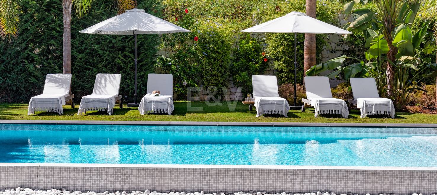 Modern luxury villa in Nueva Andalucia walking distance to Puerto Banus