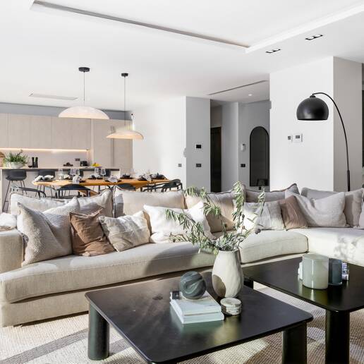Modern luxury villa in Nueva Andalucia walking distance to Puerto Banus