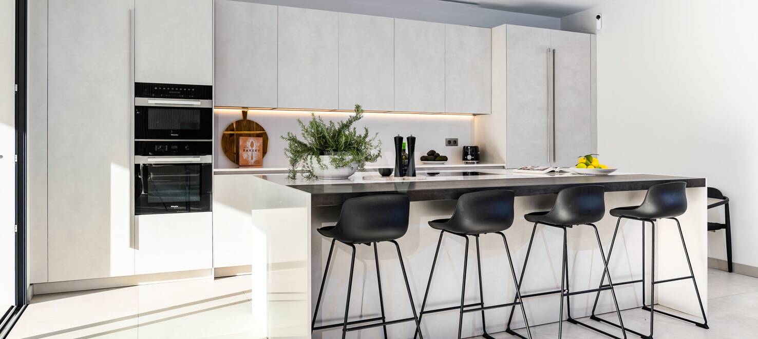 Modern luxury villa in Nueva Andalucia walking distance to Puerto Banus