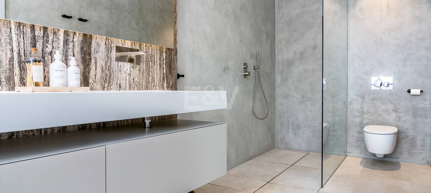 Modern luxury villa in Nueva Andalucia walking distance to Puerto Banus