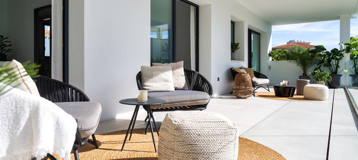 Modern luxury villa in Nueva Andalucia walking distance to Puerto Banus