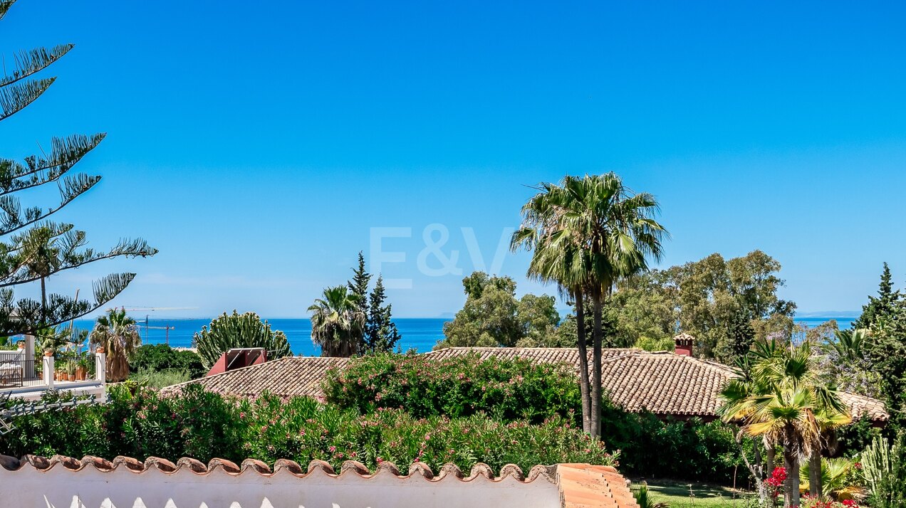 Villa à vendre en El Rosario, Marbella Est