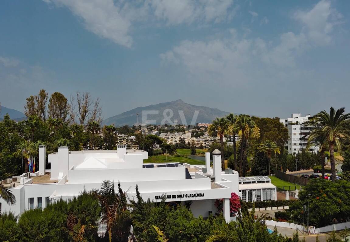 Exquise Guadalmina Unique terrain de golf de première ligne