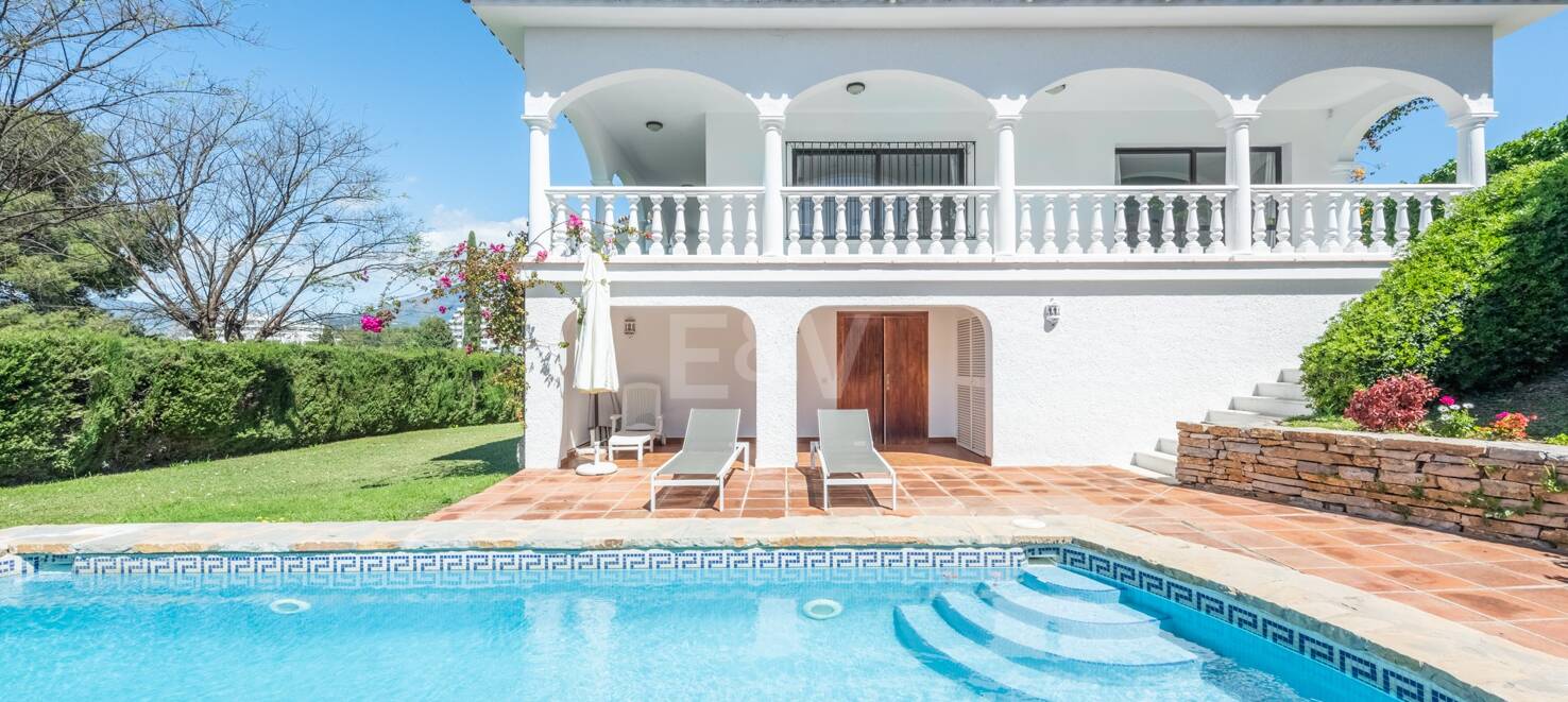 Beautiful villa in the exclusive area of Guadalmina near to the Golf Course