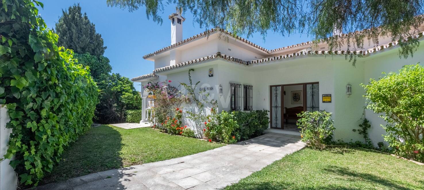 Beautiful villa in the exclusive area of Guadalmina near to the Golf Course