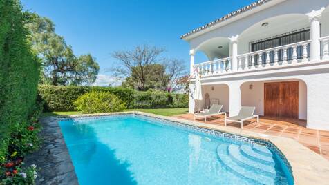 Beautiful villa in the exclusive area of Guadalmina near to the Golf Course