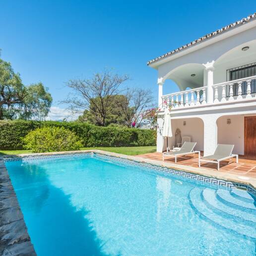 Beautiful villa in the exclusive area of Guadalmina near to the Golf Course