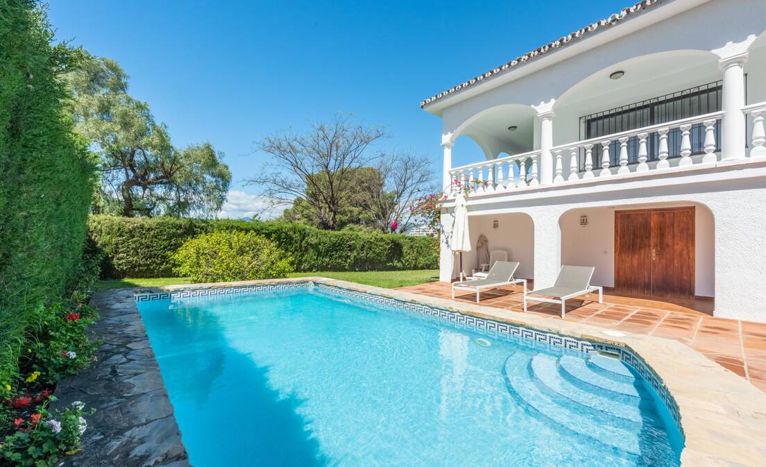 Beautiful villa in the exclusive area of Guadalmina near to the Golf Course
