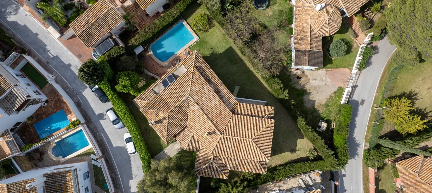 Beautiful villa in the exclusive area of Guadalmina near to the Golf Course