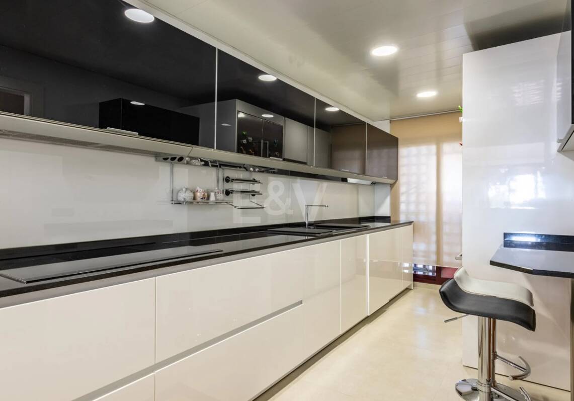 Duplex de luxe Penthouse à côté de la plage