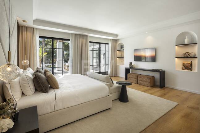 Lyxvilla i Aloha Golf Valley med tidlös elegans