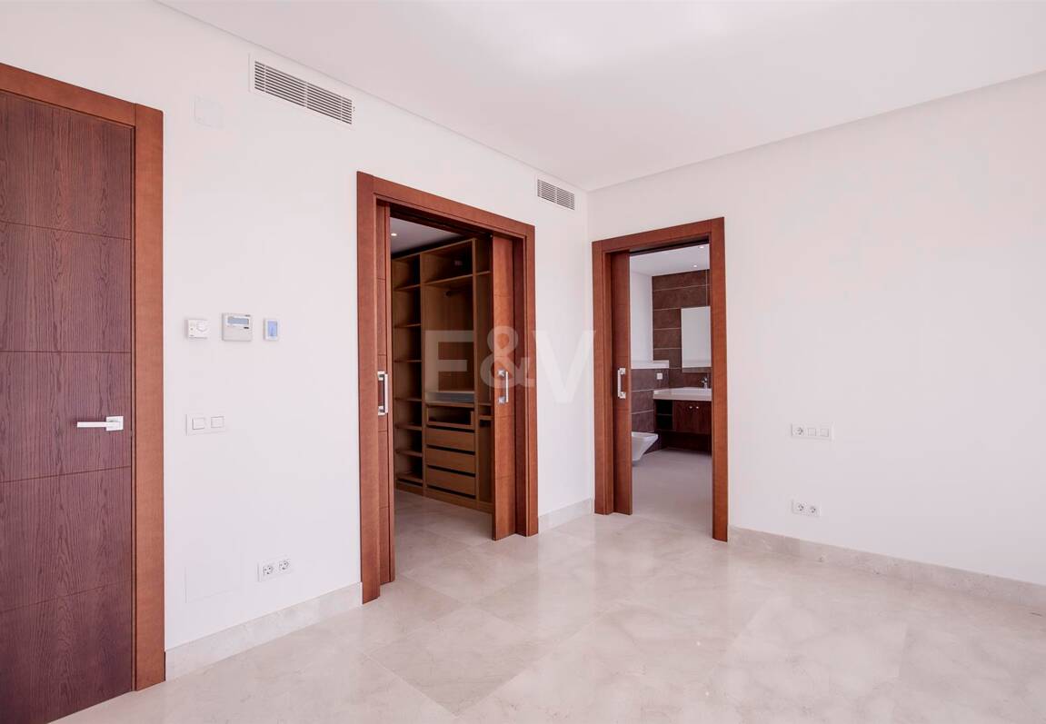 Modern Puerto del Capitán Villa with Sea View in Gated Community