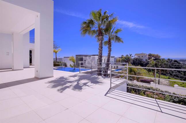 Modern Puerto del Capitán Villa with Sea View in Gated Community
