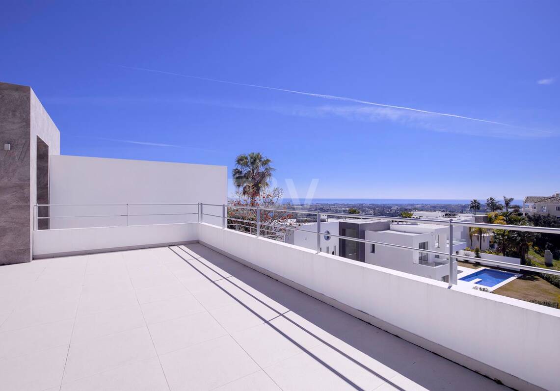 Modern Puerto del Capitán Villa with Sea View in Gated Community