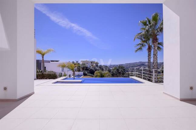 Modern Puerto del Capitán Villa with Sea View in Gated Community