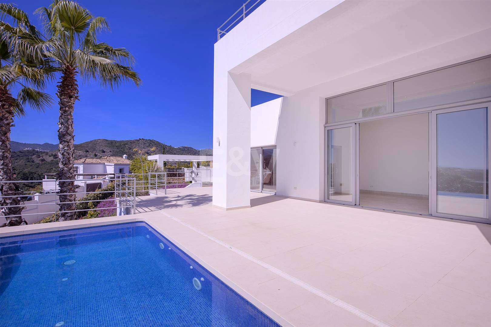 Modern Puerto del Capitán Villa with Sea View in Gated Community