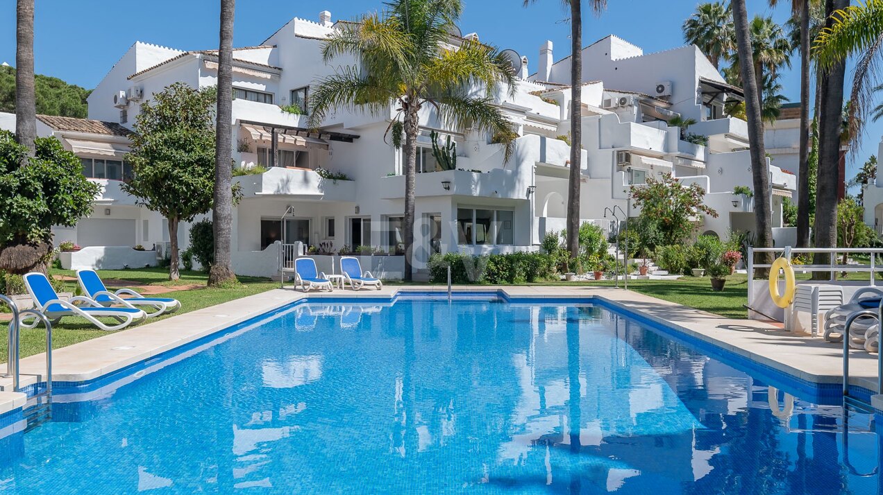 Modern and spacious ground-floor apartment in Jardines de las Fuentes