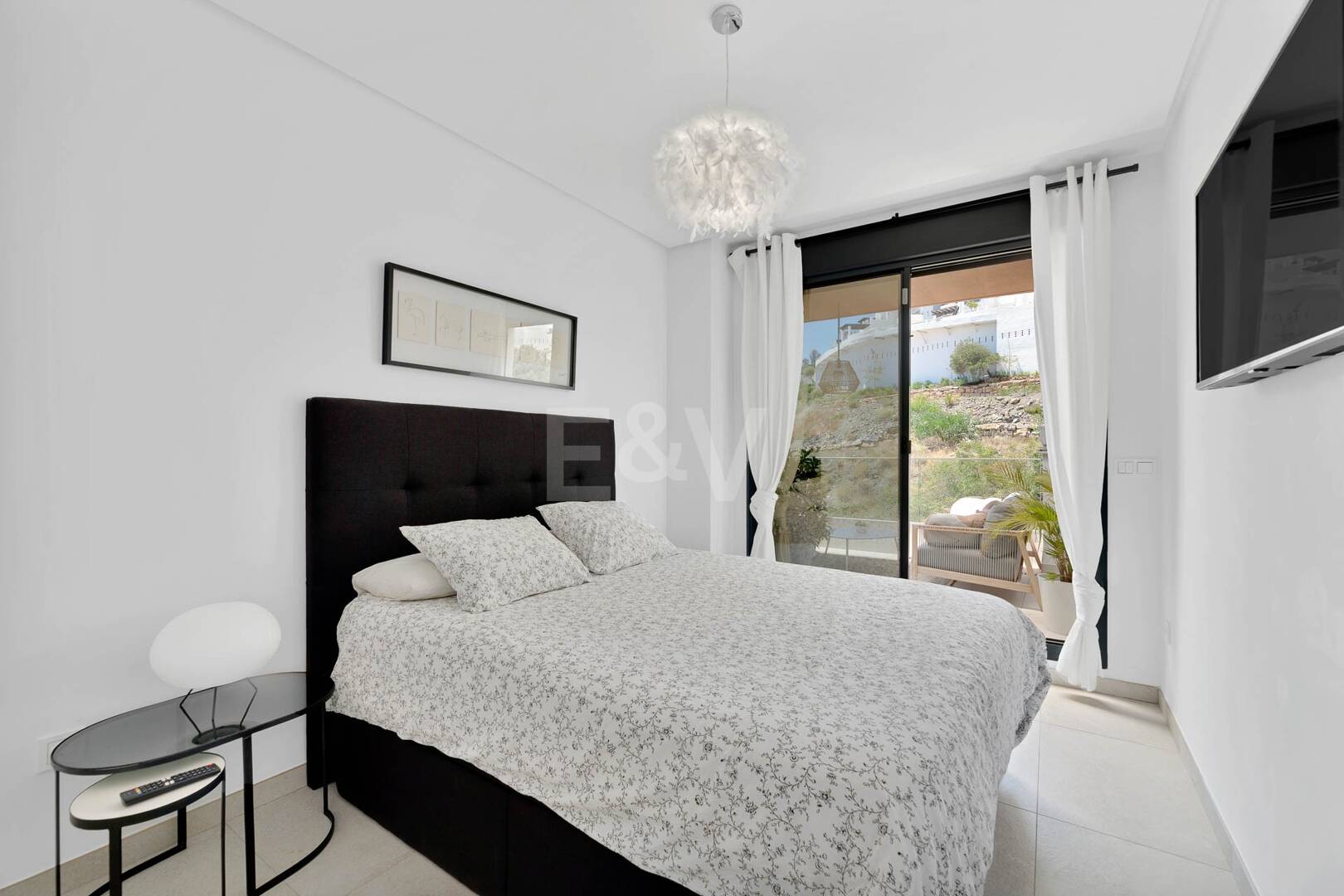 Impresionante ático contemporáneo en La Quinta con un espacio exterior excepcional