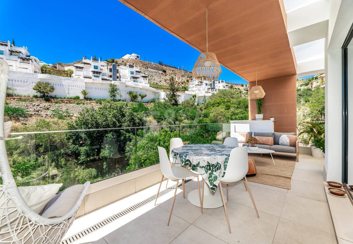 Fantastisk modern takvåning i La Quinta med exceptionell utomhusutrymme