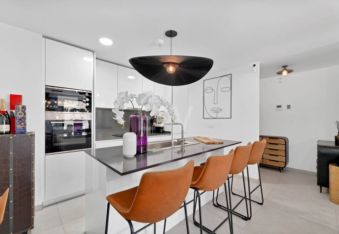 Fantastisk modern takvåning i La Quinta med exceptionell utomhusutrymme