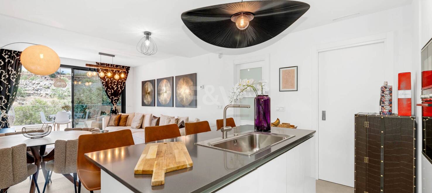 Fantastisk modern takvåning i La Quinta med exceptionell utomhusutrymme
