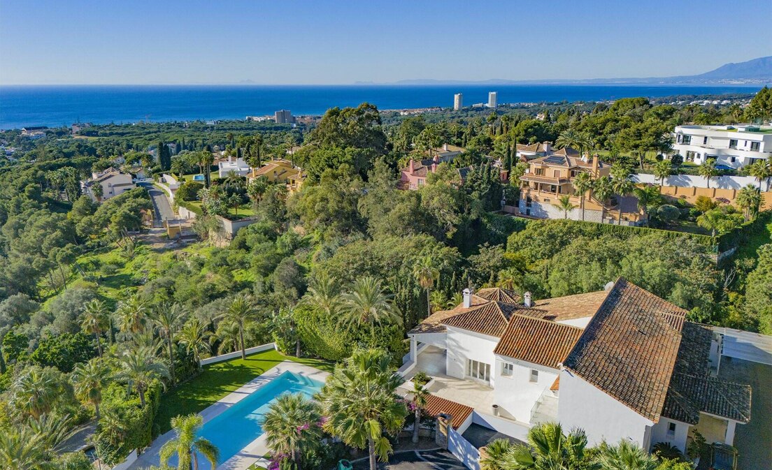 Atemberaubende Villa in Hacienda Las Chapas mit fantastischem Meerblick