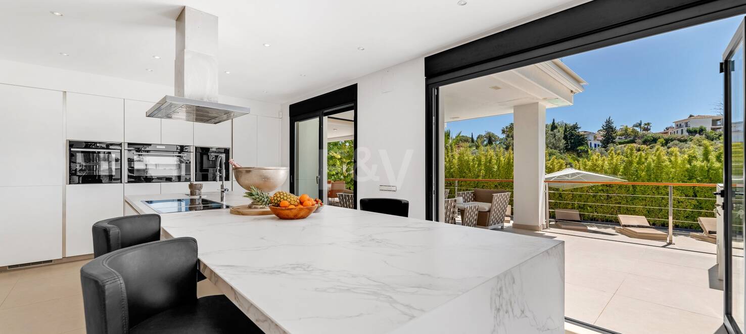Contemporary Villa in El Rosario with Top Luxury Amenities