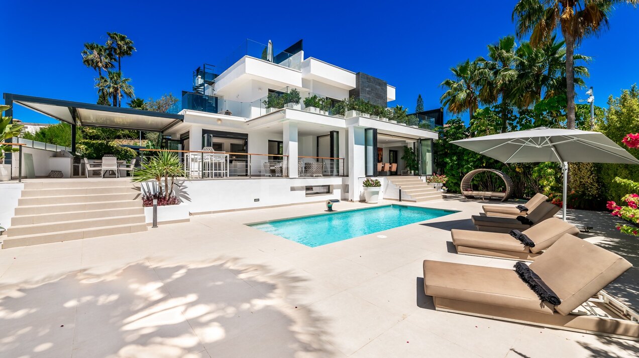 Villa à vendre en El Rosario, Marbella Est