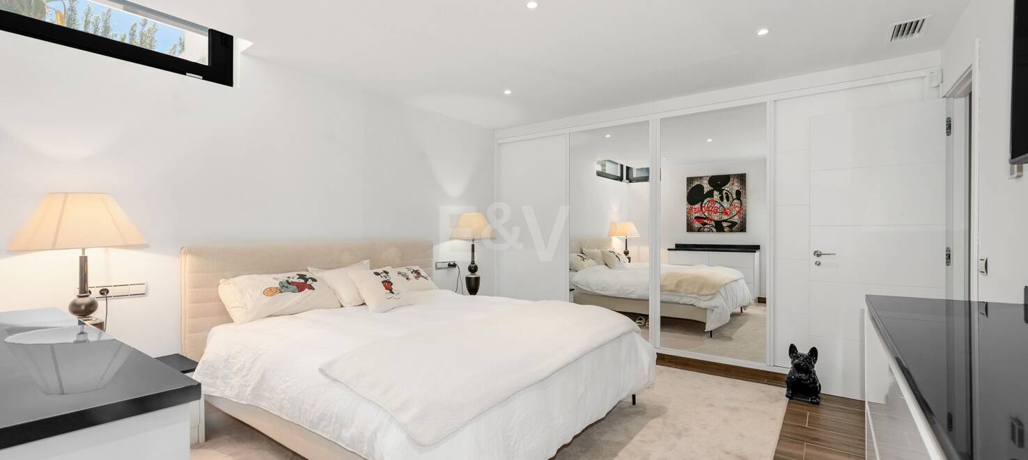 Contemporary Villa in El Rosario with Top Luxury Amenities