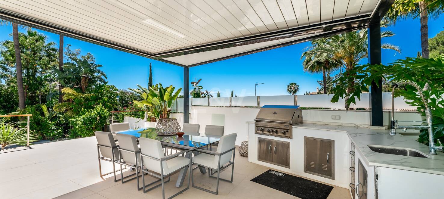 Contemporary Villa in El Rosario with Top Luxury Amenities
