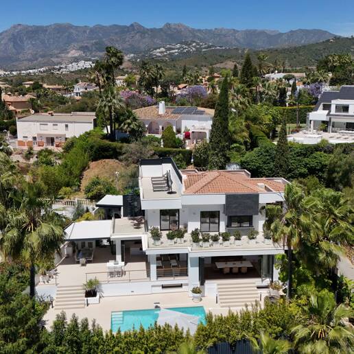Contemporary Villa in El Rosario with Top Luxury Amenities