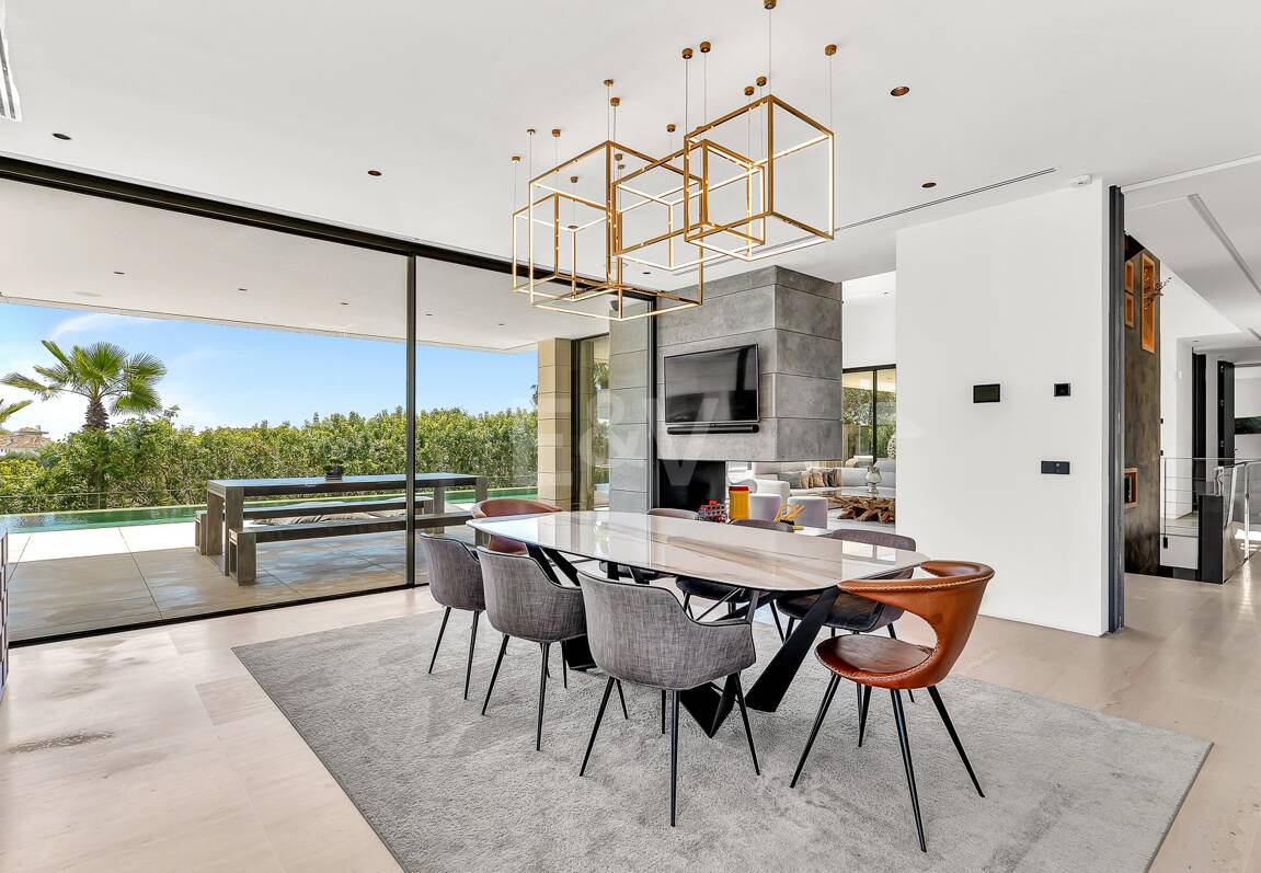 Top Villa Contemporaine de Luxe avec vue imprenable à Lomas del Virrey