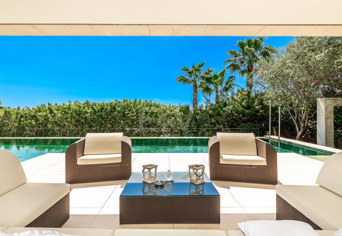 Top Villa Contemporaine de Luxe avec vue imprenable à Lomas del Virrey