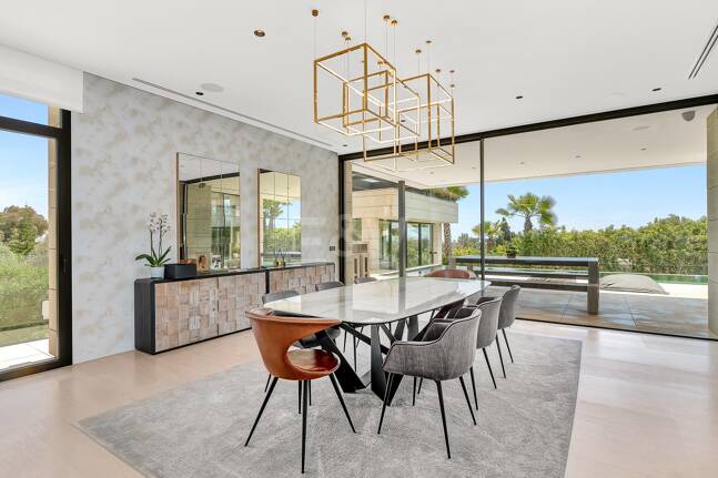 Top Villa Contemporaine de Luxe avec vue imprenable à Lomas del Virrey