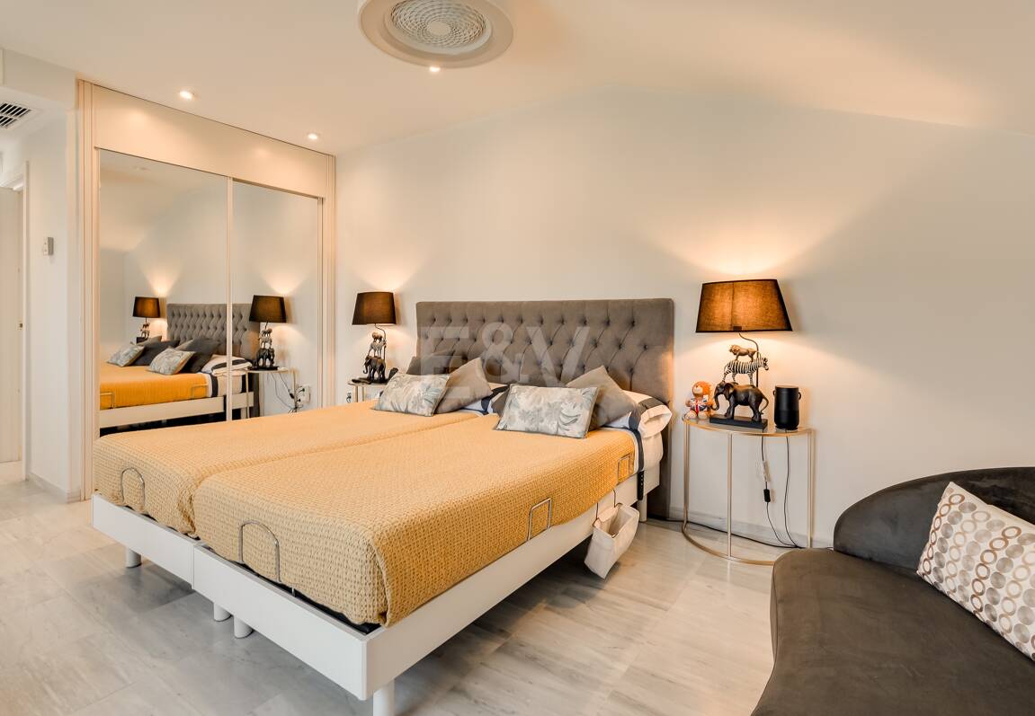 Exceptionell Duplex Penthouse i Hacienda de Nagüeles med havsutsikt på Golden Mile