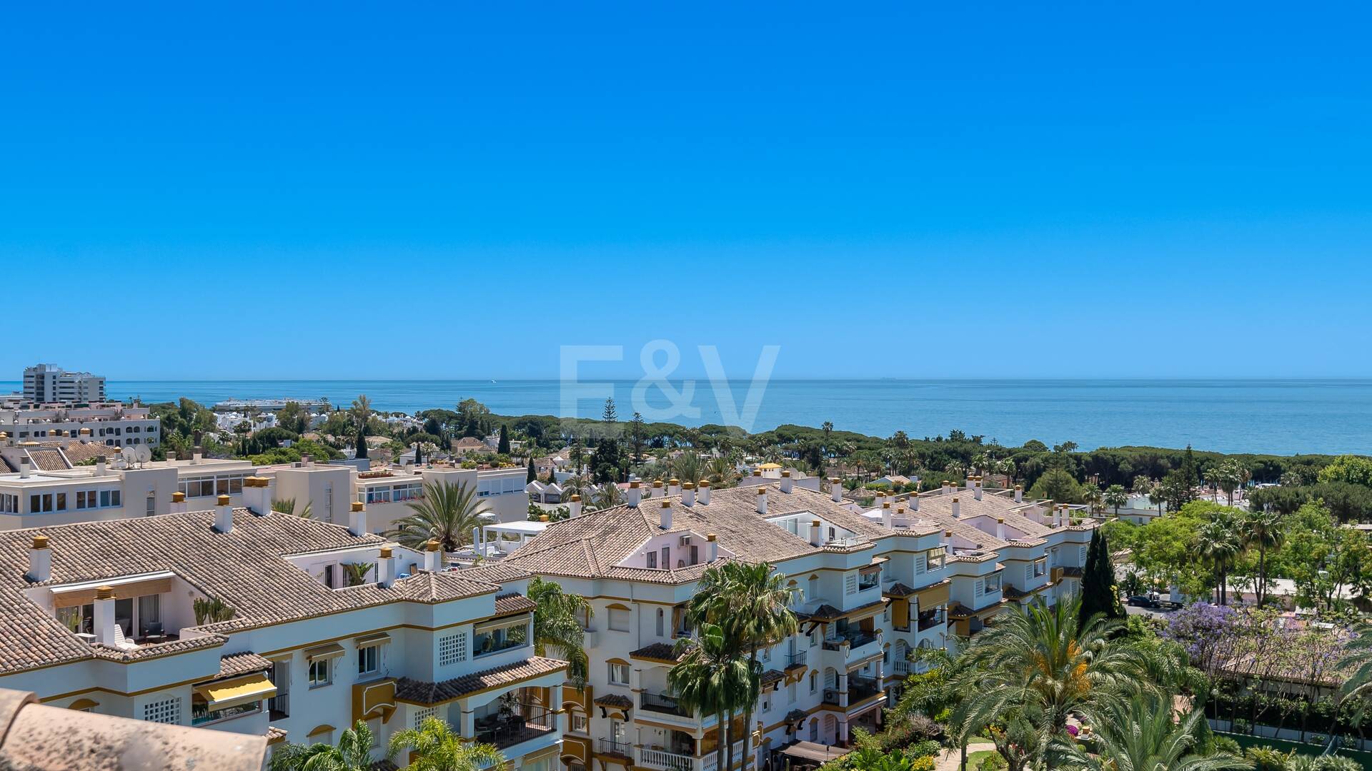 Exceptional Duplex Penthouse in Hacienda de Nagüeles with Sea Views on the Golden Mile