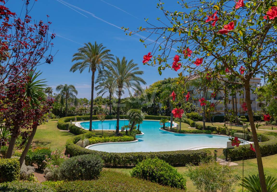 Exceptionell Duplex Penthouse i Hacienda de Nagüeles med havsutsikt på Golden Mile