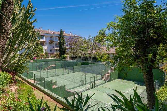 Exceptionell Duplex Penthouse i Hacienda de Nagüeles med havsutsikt på Golden Mile