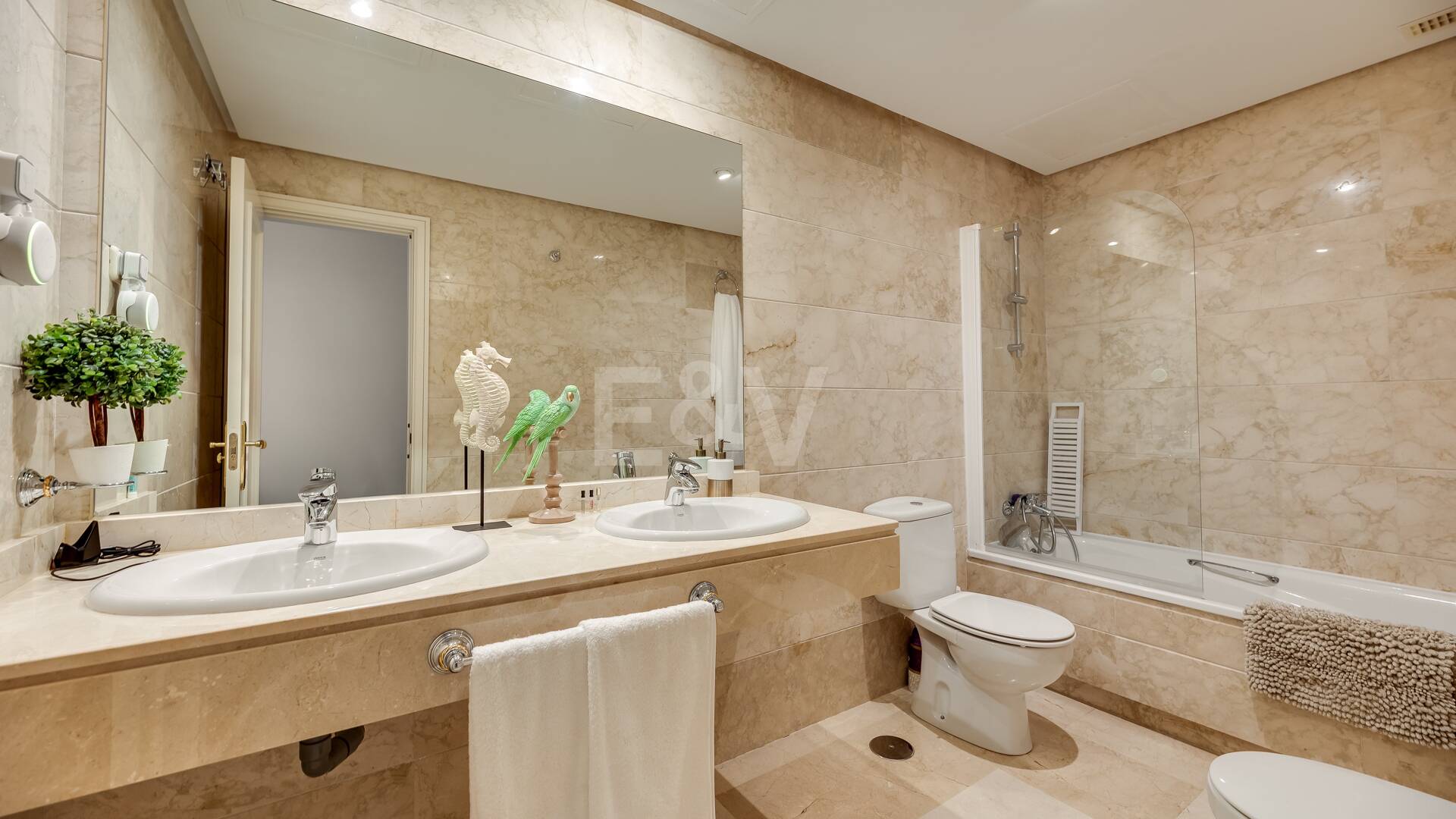 Exceptionell Duplex Penthouse i Hacienda de Nagüeles med havsutsikt på Golden Mile