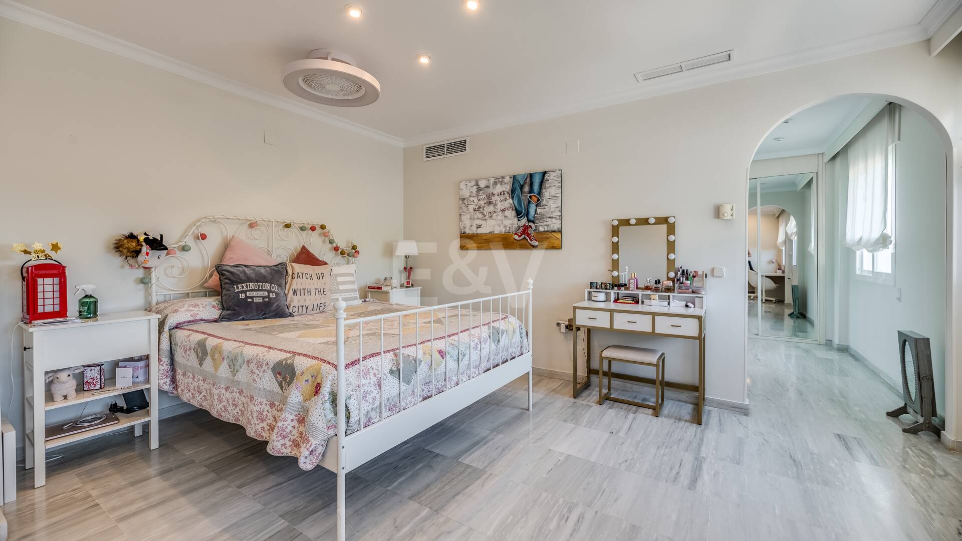 Exceptional Duplex Penthouse in Hacienda de Nagüeles with Sea Views on the Golden Mile