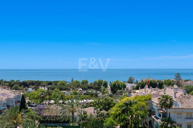 Exceptionell Duplex Penthouse i Hacienda de Nagüeles med havsutsikt på Golden Mile